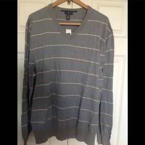 Gap Men's Gray Striped Sweater 👨🏽‍💻 XXL